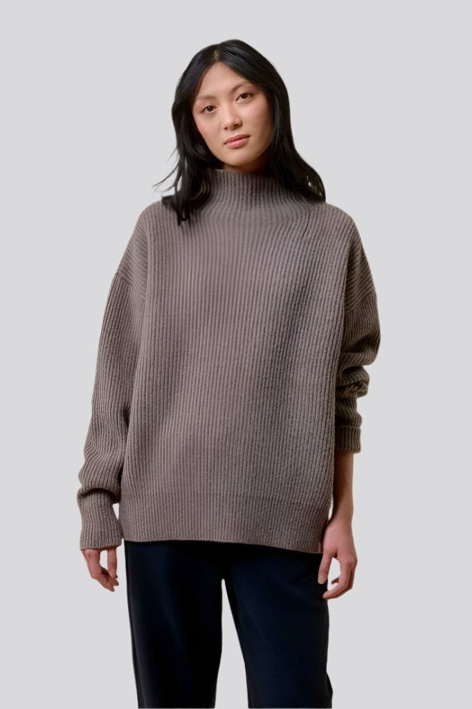 GOOD BASICS women&#39;s mock-neck pullover, merino-cashmere blend - grain