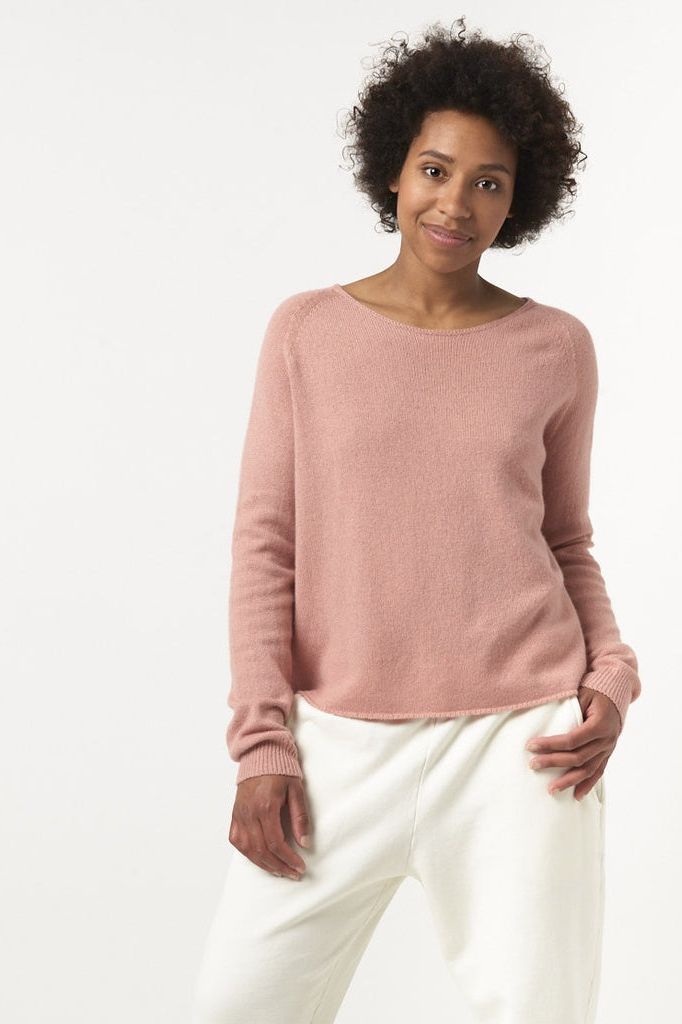 Merz b.Schwanen Women&#39;s Cashmere, Silk, and Merino Wool crew neck pullover - Rosewood