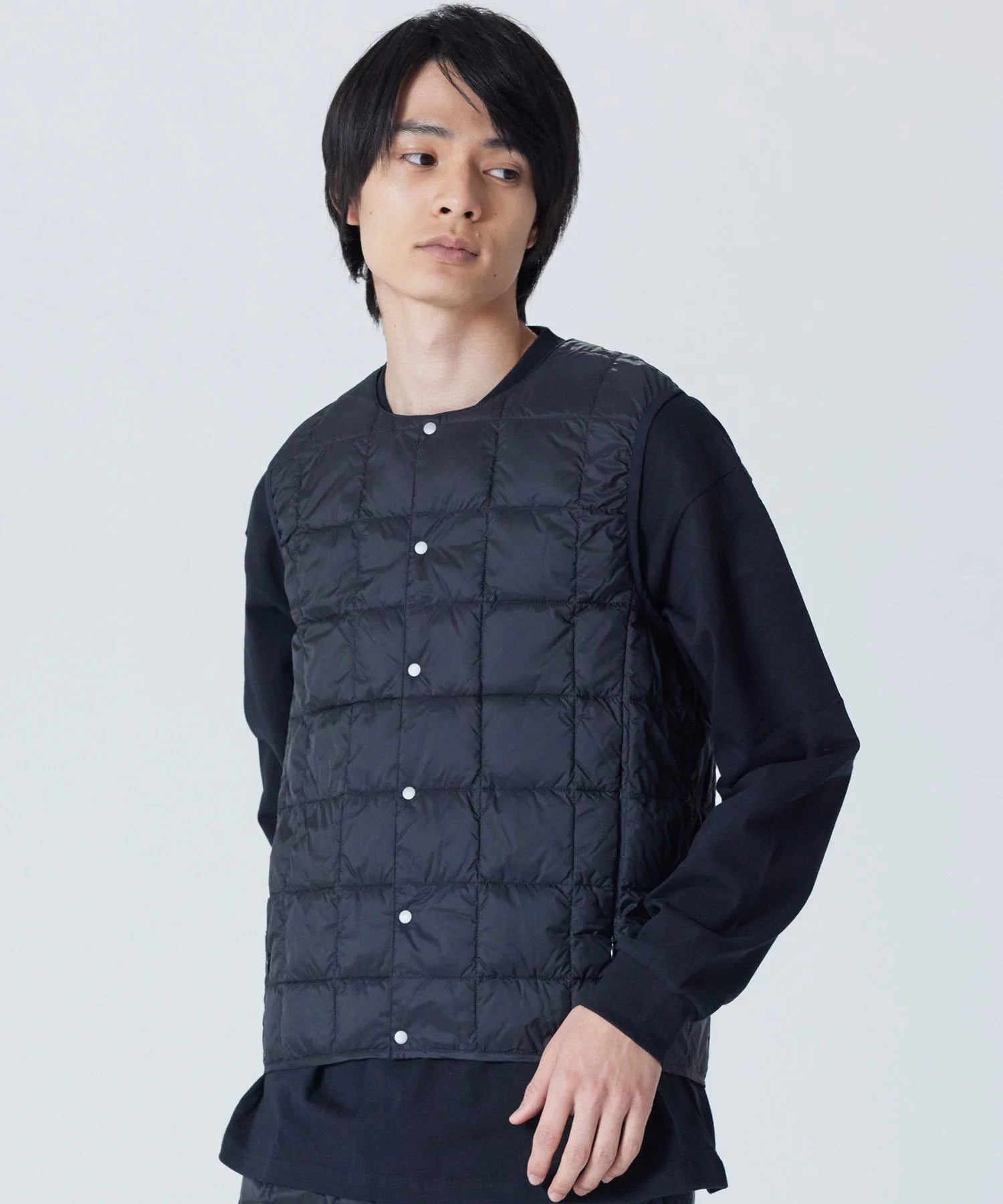 Taion Crew Neck Button Down Vest - Dark Navy